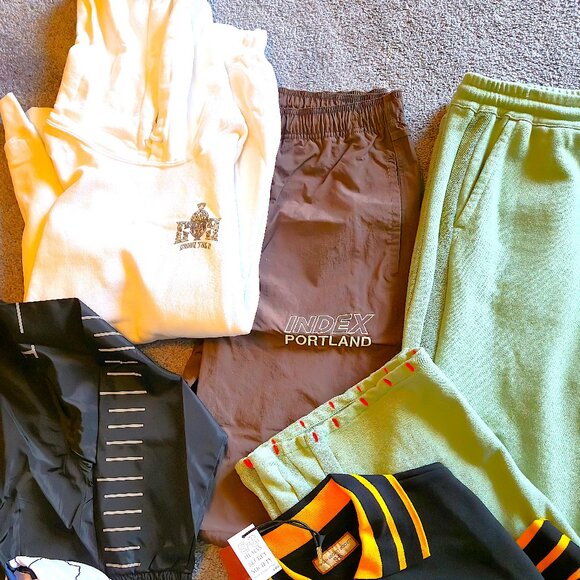 RESELLERS FLIPPERS 12 Piece Sweatshirt / Jacket Lot ALL BRAND NEW Designer Co's - Picture 2 of 5